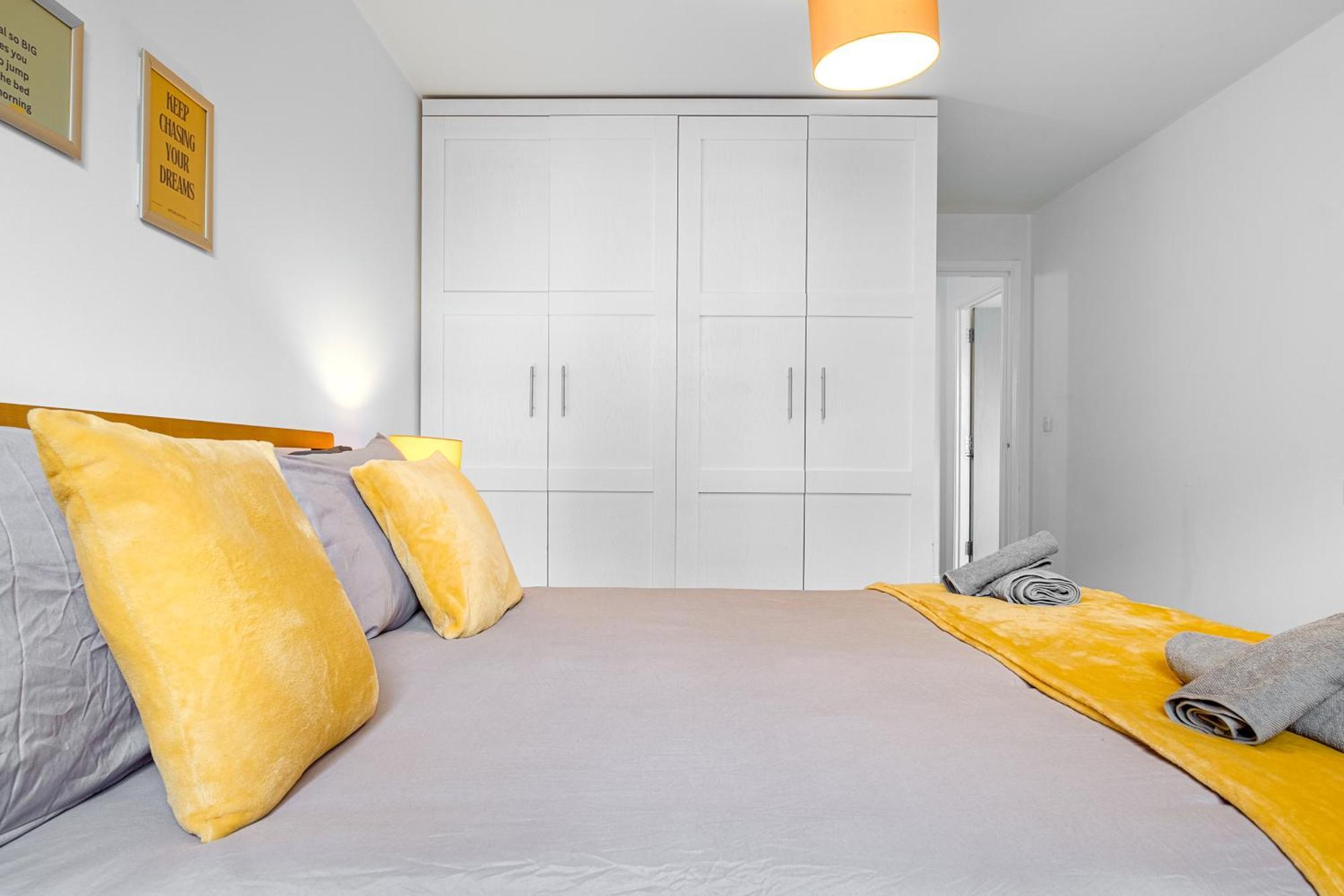 Central Suite Near Mailbox, King Bed, Ping Pong, Netflix, Sleeps 4 Birmingham Exterior foto