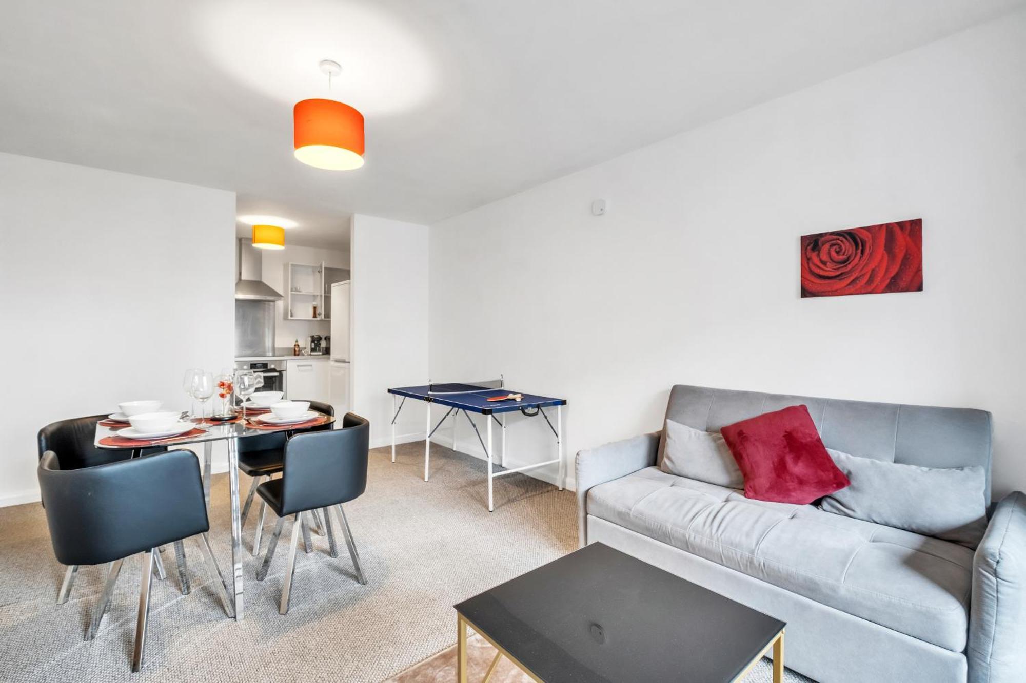 Central Suite Near Mailbox, King Bed, Ping Pong, Netflix, Sleeps 4 Birmingham Exterior foto